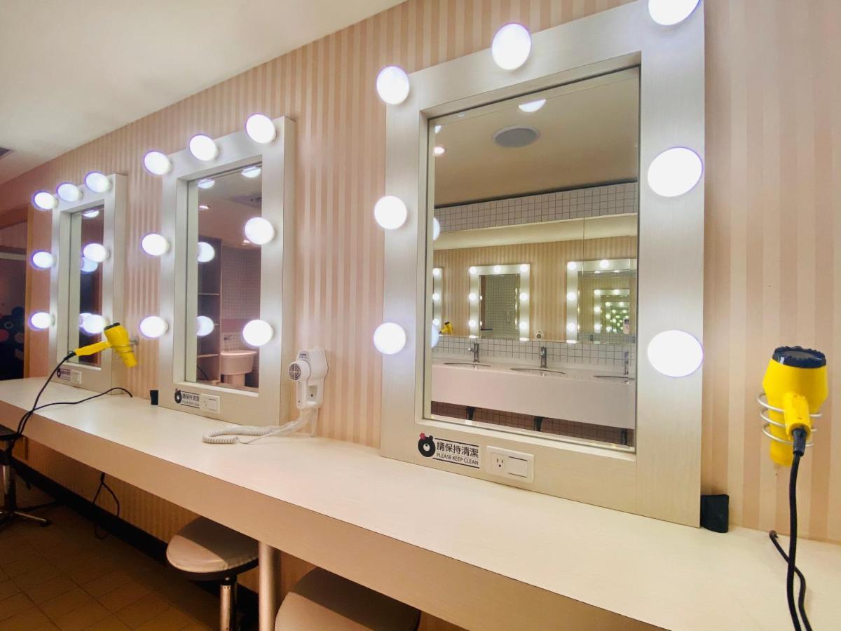 Hey Bear Capsule Hotel Taipei Dış mekan fotoğraf