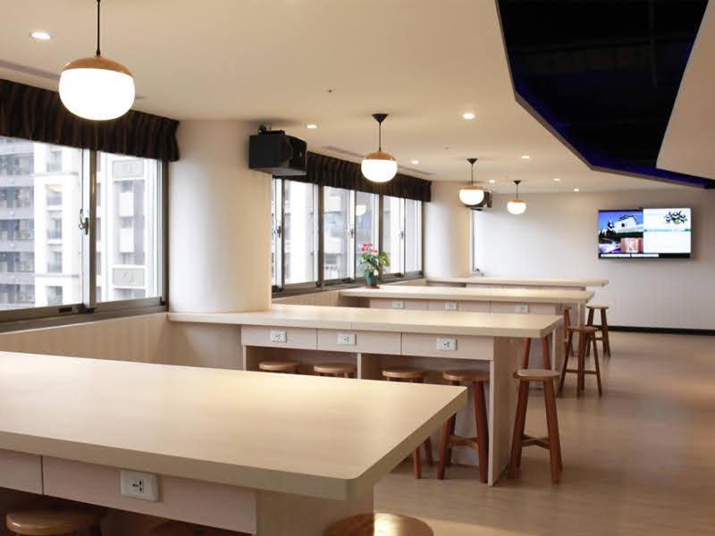 Hey Bear Capsule Hotel Taipei Dış mekan fotoğraf