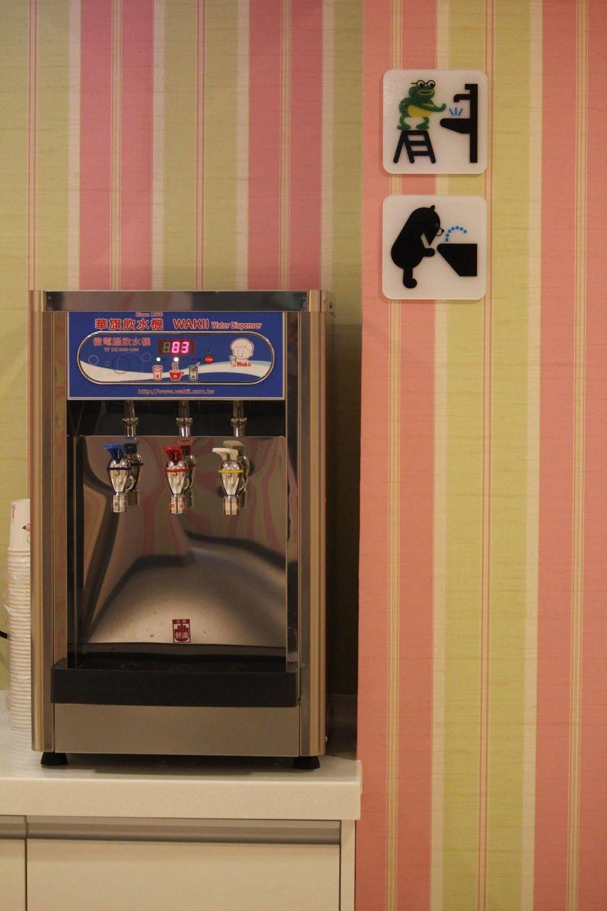 Hey Bear Capsule Hotel Taipei Dış mekan fotoğraf