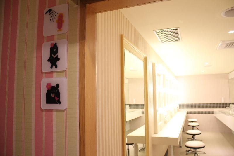 Hey Bear Capsule Hotel Taipei Dış mekan fotoğraf
